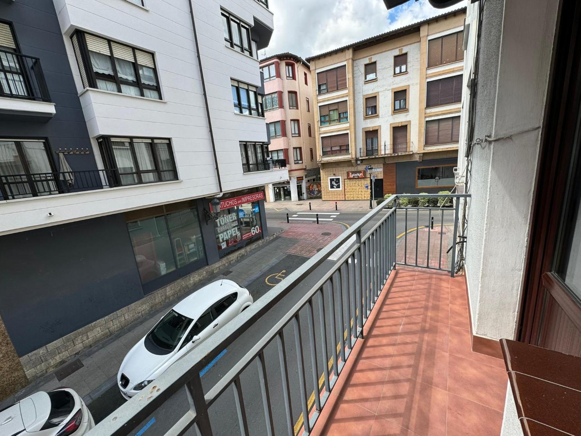 Byandreea Apartaments Etxebi 格尔尼卡 外观 照片